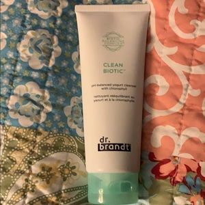 Clean Biotic cleanser